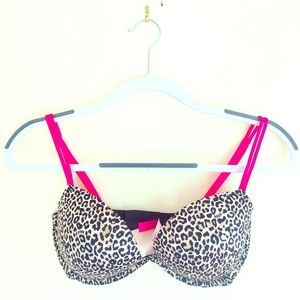 VICTORIA’S SECRET Heartbreaker! Plunge Push-Up 34D